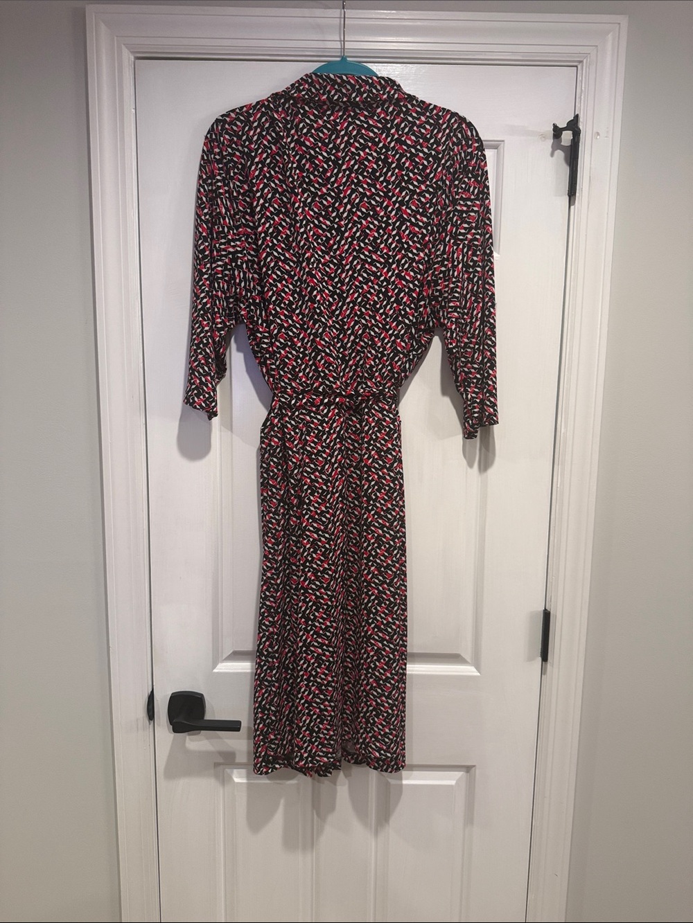 Vince Camuto Black Midi Wrap Dress with Pink and White Print